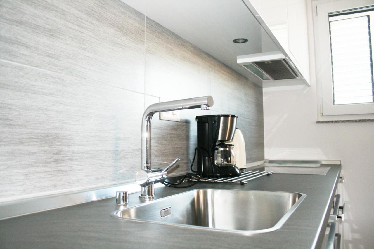 White Anchor Vodice Exterior foto