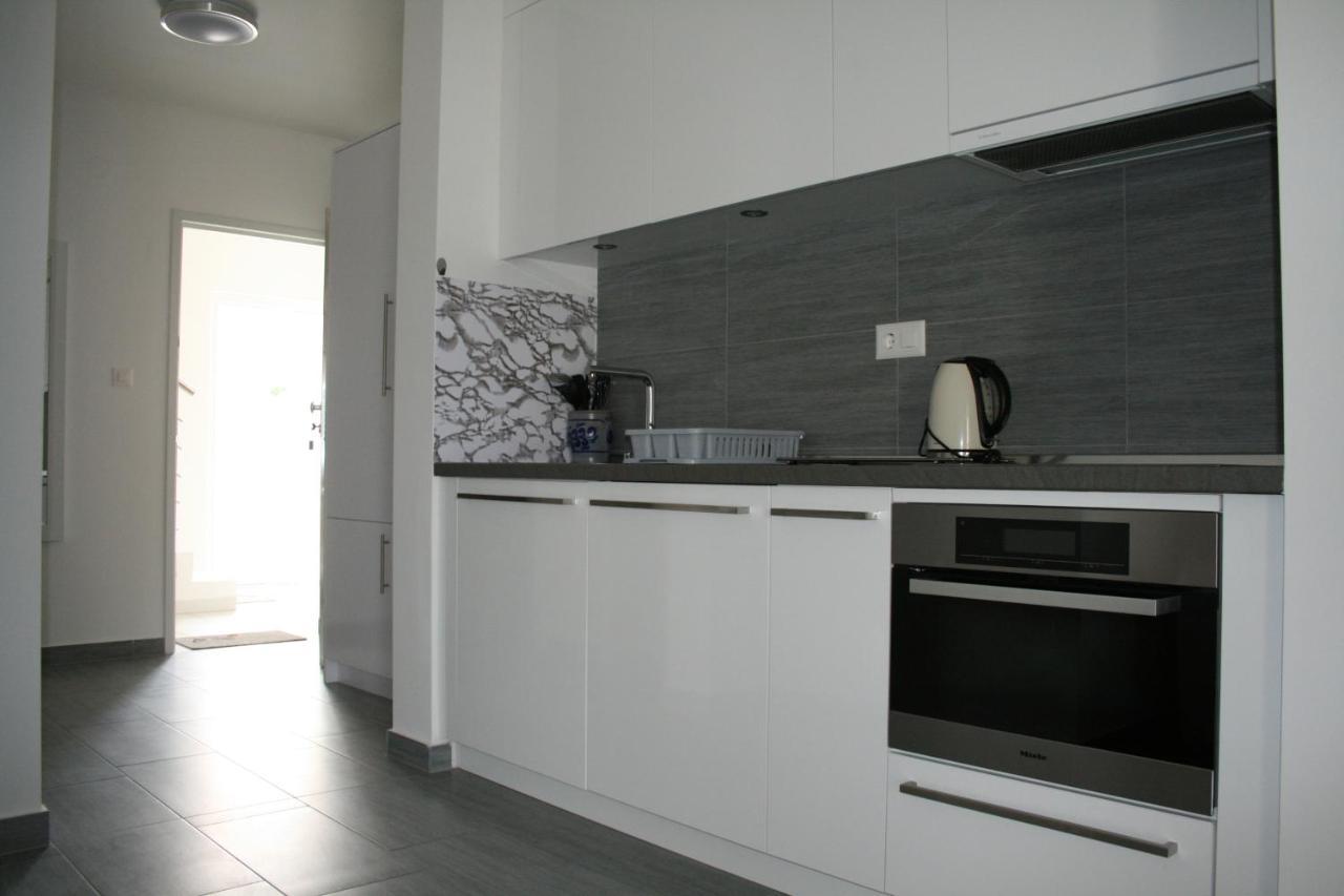 White Anchor Vodice Exterior foto