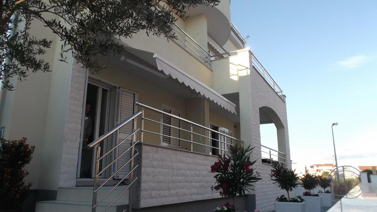 White Anchor Vodice Exterior foto